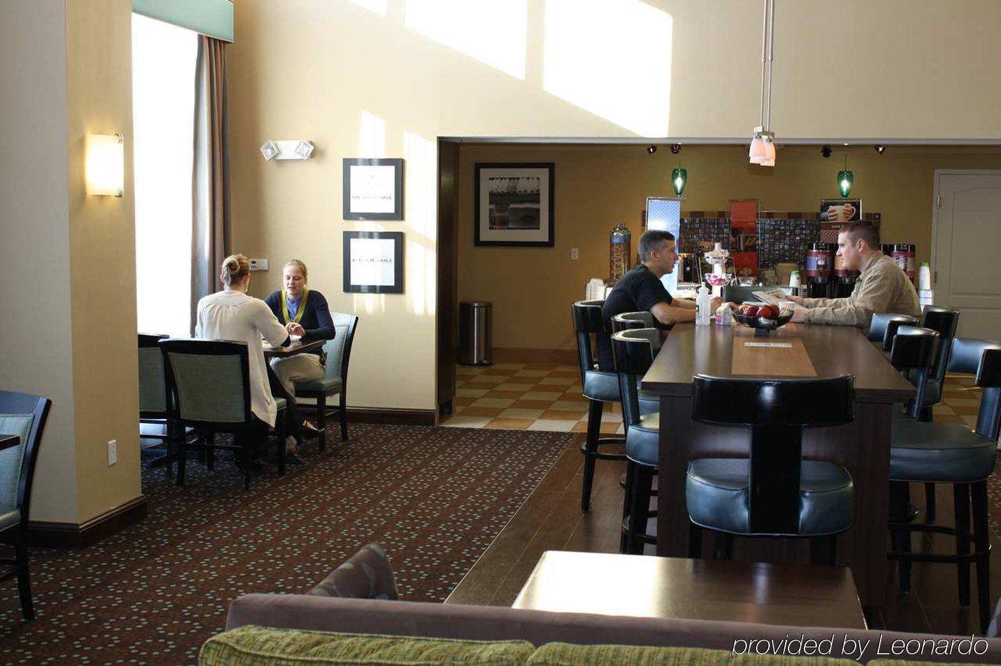 Hampton Inn&Suites St. Cloud Saint Cloud Restaurant photo